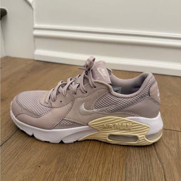 Nike Shoes - Nike Women's Light Pink and Cream Air Max Low-Top Sneakers